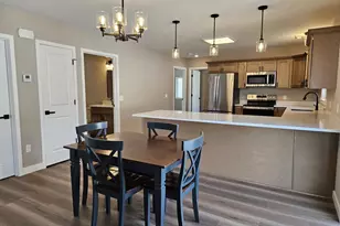 1157 Maple St, Reedsburg, WI 53959 - Photo 3