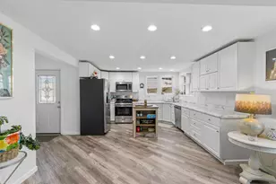 1201 W Conant St, Portage, WI 53901 - Photo 11