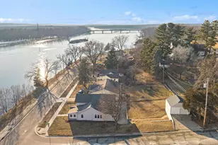 1201 W Conant St, Portage, WI 53901 - Photo 7