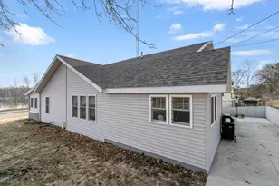 1201 W Conant St, Portage, WI 53901 - Photo 39