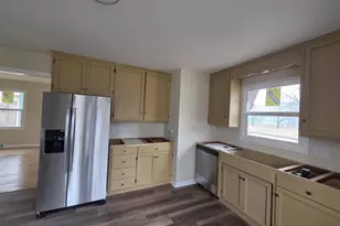 409 N Rosa Rd, Madison, WI 53705 - Photo 3