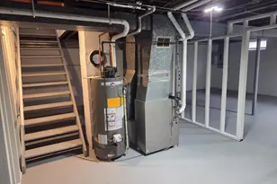 409 N Rosa Rd, Madison, WI 53705 - Photo 15