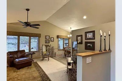 3806 Goldenrod Place, Janesville, WI 53546 - Photo 9