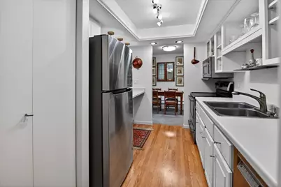 6302 Mineral Point Road #306, Madison, WI 53705 - Photo 7