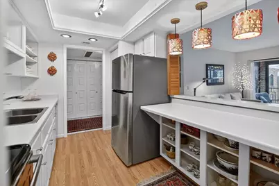 6302 Mineral Point Road #306, Madison, WI 53705 - Photo 11