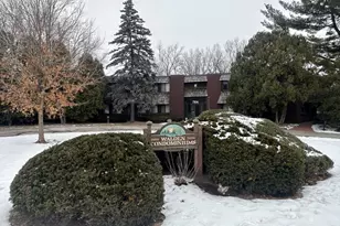 7106 Fortune Dr, Middleton, WI 53562 - Photo 3