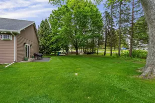 W2932 Kahl Rd, Markesan, WI 53946 - Photo 9