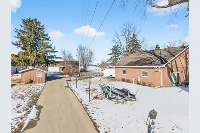 W2932 Kahl Road, Markesan, WI 53946 - Photo 9