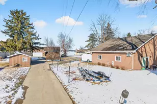 W2932 Kahl Rd, Markesan, WI 53946 - Photo 9