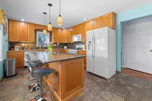 718 Stow St, Horicon, WI 53032 - Photo 9