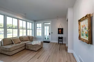 4029 Serenbe St, Middleton, WI 53562 - Photo 5