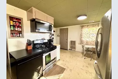 5636 S County Road D, Beloit, WI 53511 - Photo 15