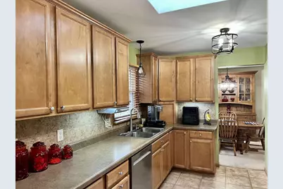 639 Sussex Drive, Janesville, WI 53546 - Photo 25