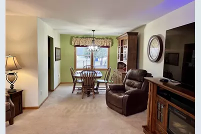 639 Sussex Drive, Janesville, WI 53546 - Photo 21