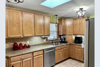 639 Sussex Drive, Janesville, WI 53546 - Photo 23