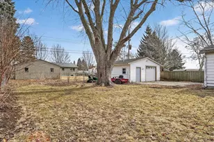 2433 Butlin Dr, Beloit, WI 53511 - Photo 33