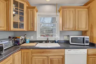 2433 Butlin Dr, Beloit, WI 53511 - Photo 13