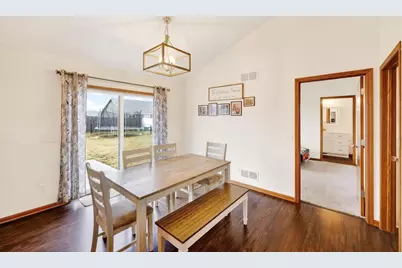 376 S 7th Street, Janesville, WI 53536 - Photo 9