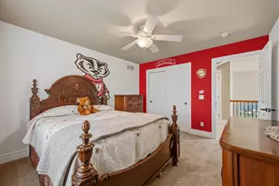 852 Augusta Dr, Oregon, WI 53575 - Photo 23