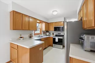 6210 Tiller Trail, Madison, WI 53719 - Photo 9