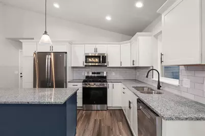 110 Windmill Ridge Road, Janesville, WI 53536 - Photo 15