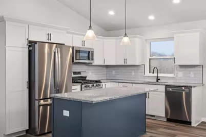 110 Windmill Ridge Road, Janesville, WI 53536 - Photo 11