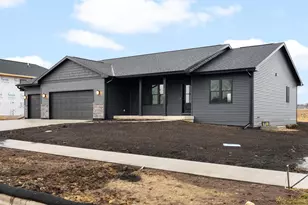 110 Windmill Ridge Rd, Janesville, WI 53536 - Photo 3