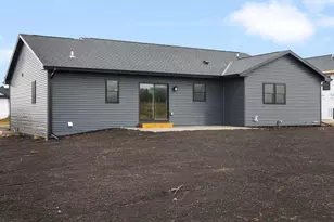 110 Windmill Ridge Rd, Janesville, WI 53536 - Photo 5