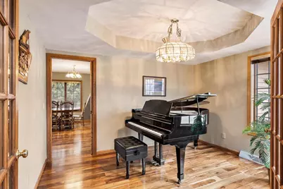 560 Russell Drive, Ripon, WI 54971 - Photo 9