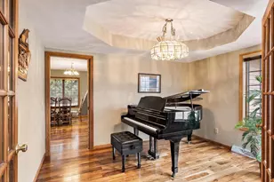 560 Russell Dr, Ripon, WI 54971 - Photo 9