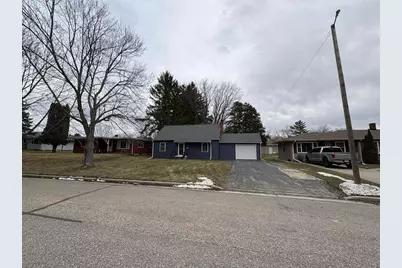 322 Capital Street, Wisconsin Dells, WI 53965 - Photo 3