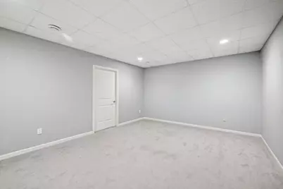 1021 Susan Crest, Black Earth, WI 53515 - Photo 31