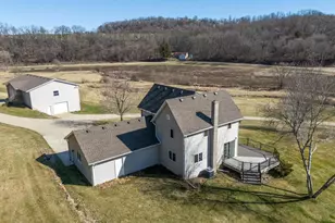 3265 Bergum Rd, Mount Horeb, WI 53572 - Photo 5