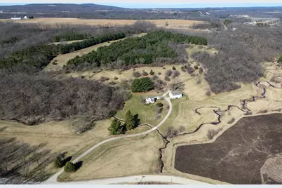 3265 Bergum Road, Mount Horeb, WI 53572 - Photo 9