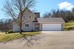 3265 Bergum Rd, Mount Horeb, WI 53572 - Photo 1