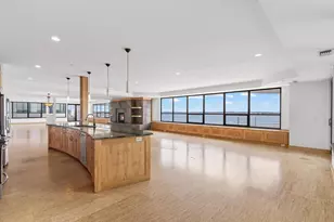 137 E Wilson Street #510/511, Madison, WI 53703 - Photo 5