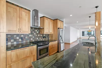 137 E Wilson Street #510/511, Madison, WI 53703 - Photo 7