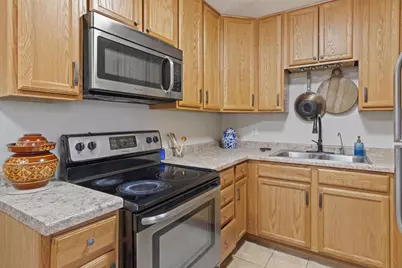 718 Nancy Lane, Madison, WI 53704 - Photo 3