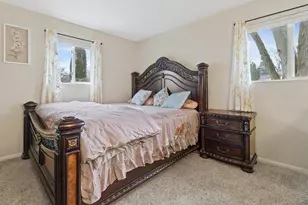 718 Nancy Ln, Madison, WI 53704 - Photo 15