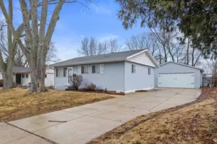 718 Nancy Ln, Madison, WI 53704 - Photo 31