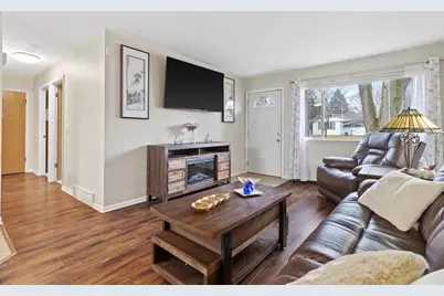 718 Nancy Lane, Madison, WI 53704 - Photo 5