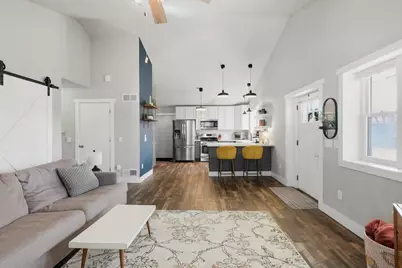 69 Hart Road, Sun Prairie, WI 53590 - Photo 9