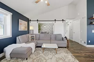 69 Hart Rd, Sun Prairie, WI 53590 - Photo 5