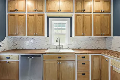 1433 Spaight Street, Madison, WI 53703 - Photo 17