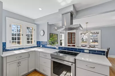 9 S Spooner Street, Madison, WI 53726 - Photo 5