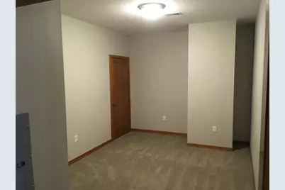 625 N Segoe Road #404, Madison, WI 53705 - Photo 11