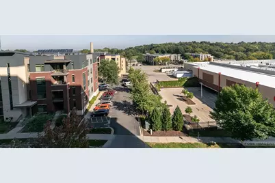 625 N Segoe Road #504, Madison, WI 53705 - Photo 3