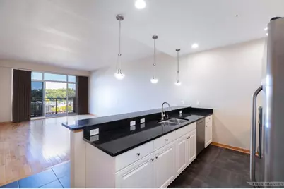 625 N Segoe Road #603, Madison, WI 53705 - Photo 7