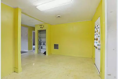 126 Maple Street, Janesville, WI 53536 - Photo 17