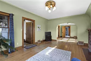 1433 Spaight St, Madison, WI 53703 - Photo 7